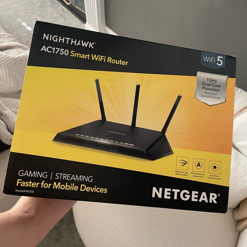 Netgear Nighthawk AC1750 Smart‎ WiFi Router - Picture 8 of 8